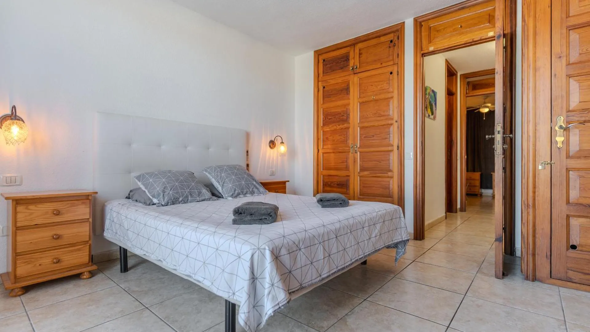 Go2Tenerife Apart'Bell Parque Santiago 2 Playa de las Americas  0*, Playa de las Americas (Tenerife)